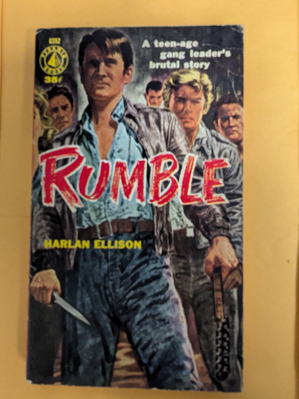 Pyramid Books G352, RUMBLE Harlan Ellison's first novel cover artwork by Rudy De Reyna